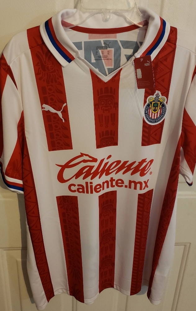 Puma Chivas Home Jersey Replica 2020-21